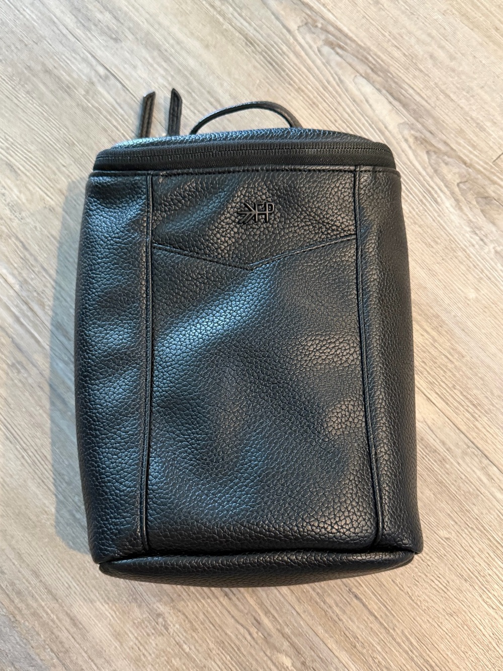 Freshly Picked Black Bottle Bag